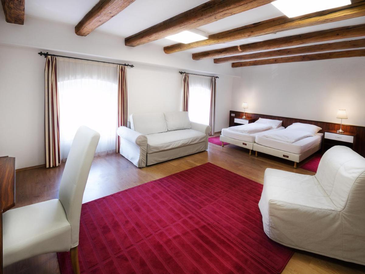 Bed and Breakfast Rubra Panzio Вац Екстер'єр фото
